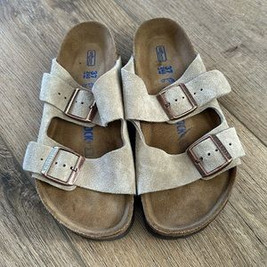 Birkenstock 2 buckle suede sandal. Color taupe, size 37 soft food bed.